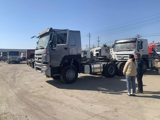 디젤 화물 10 휠 트레일러 수송기 Sinotruk HOWO 6X4 트랙터 트럭