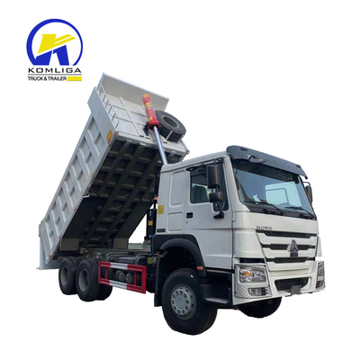 전면 리프팅 스타일 20m3 Sinotruck HOWO LHD/Rhd 운전 휠과 함께 덤프 트럭
