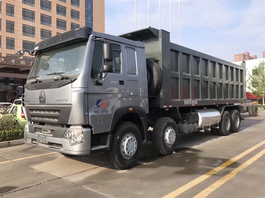 ISO 인증 12 휠 8X4 시노트럭 40m3 앞축 Hf9과 함께 티퍼 트럭