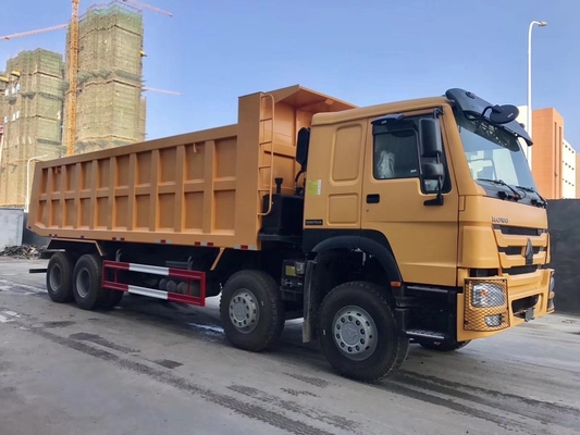 ISO 인증 12 휠 8X4 시노트럭 40m3 앞축 Hf9과 함께 티퍼 트럭