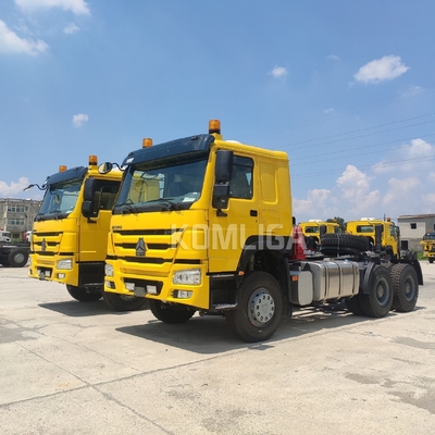 12.00r20 타이어 6X4 Sinotruk HOWO 트랙터 트레일러 트럭 50 / 90 선택적 견인 기지