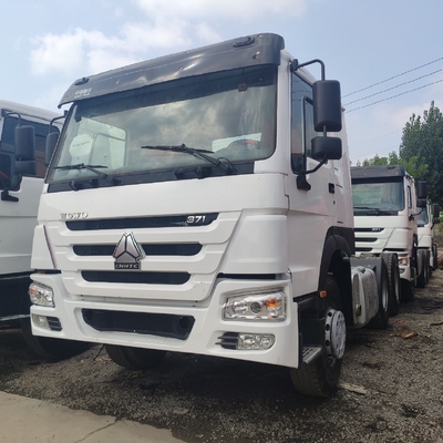336HP 좌측 운전 사용 된 6X4 HOWO 트랙터 트럭 유로 2 사용자 지정 요청