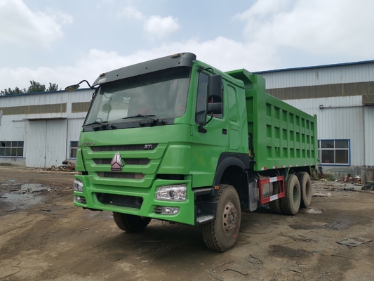 2017 년 좋은 상태 6X4 Sinotruk HOWO 아프리카 시장용 사용 된 덤프 트럭 좌석 ≤5