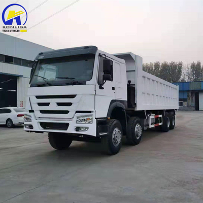 제조업 Sinotruck 덤프 트럭 60/80/100 톤 12 HW19710 변속기와 함께 타이어