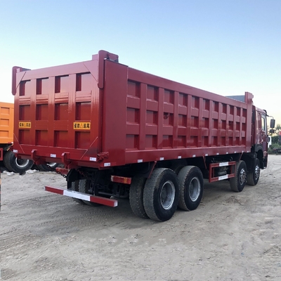 제조업 Sinotruck 덤프 트럭 60/80/100 톤 12 HW19710 변속기와 함께 타이어