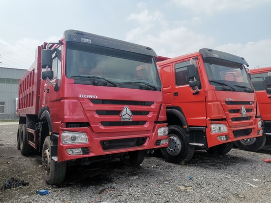 중고 Sinotruk HOWO 샤크만 덤프 티퍼 아프리카 6×4 드라이브 휠 300L 연료 탱커