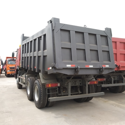 6x4 18cbm 20cbm 30cbm Sinotruk HOWO 트럭 틱퍼 바디 Wd61547.D12.42 엔진