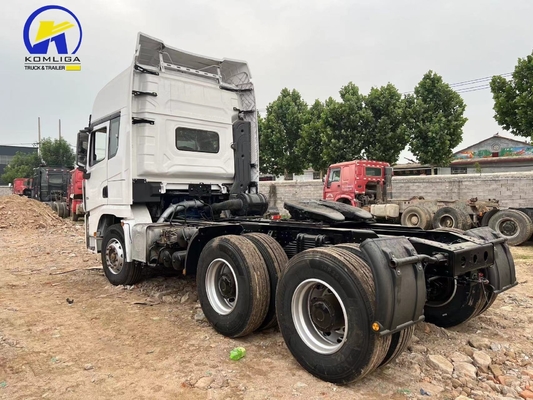 F3000 3 축 Shacman 트랙터 헤드 소력 351-450hp 배출량 표준 유로 2