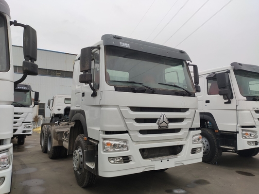 시노 시노트럭 HOWO 6X4 타이어와 GCC 인증과 함께 무거운 직무 트랙터 트럭 머리