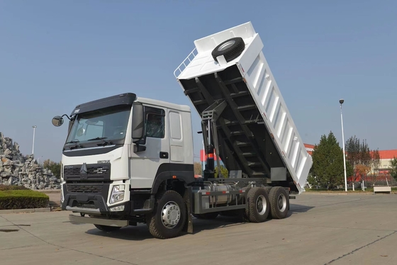 맞춤 Sinotruk HOWO 371HP 6X4 덤프 트럭 타이어 10 1spare 맞춤
