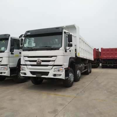 351-450hp 8X4 덤프 트럭 Sinotruk HOWO 300L 연료 탱크와 함께 팅퍼 트럭