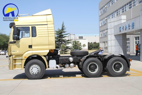스티어링 헤비 듀티 6X4 380HP 샤크만 F3000 트랙터 디젤 엔진으로 사용 된 헤드 트럭