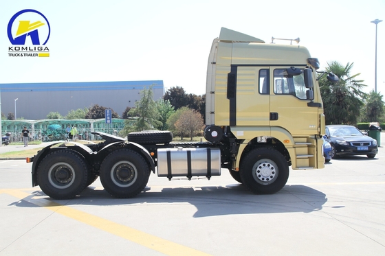 스티어링 헤비 듀티 6X4 380HP 샤크만 F3000 트랙터 디젤 엔진으로 사용 된 헤드 트럭