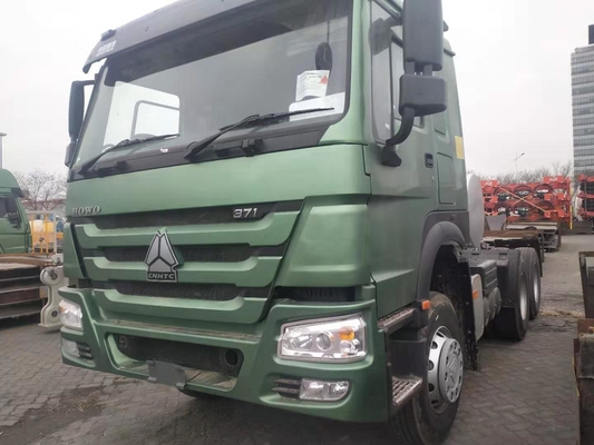 420HP Sinotruk HOWO 중량 트랙터 트레일러 헤드 트럭