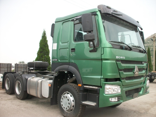 시노트룩 HOWO 6*4 420HP 트레일러 헤드 트럭 6800*2500*3200mm 크기의 트랙터 트럭