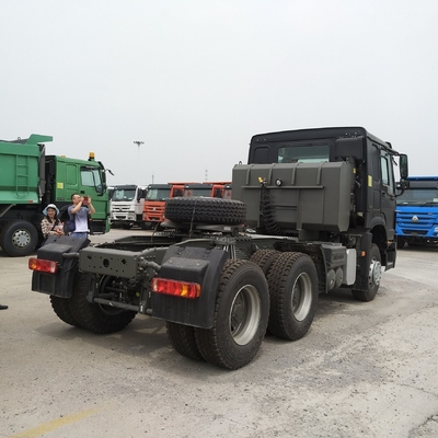 시노트룩 HOWO 6*4 420HP 트레일러 헤드 트럭 6800*2500*3200mm 크기의 트랙터 트럭