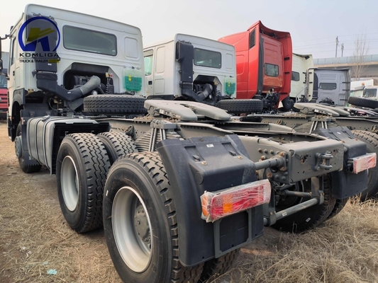 시노트룩 HOWO 트럭 6X4 10바퀴 사용 된 트랙터 트럭 400L 알루미늄 오일 탱커