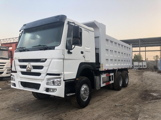 사용된 시니트룩 HOWO 6X4 10 바퀴 30t 덤퍼 트럭 Zz3257n3847A 300L 연료 탱크