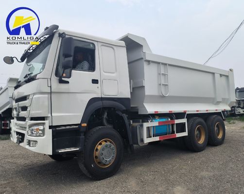 앞축 9tons 로딩 용량 30t 6X4 Sinotruk HOWO 및 사용 된 틸퍼 트럭