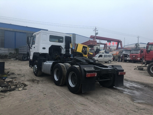 아프리카 중용 시노트럭 HOWO 371HP 420HP 6X4 트레일러 헤드 트랙터 말 티퍼 트랙터 트럭
