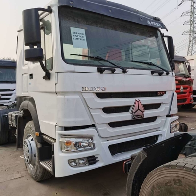 사용된 Sinotruk HOWO 6*4 10 휠러 트랙터 헤드 트럭