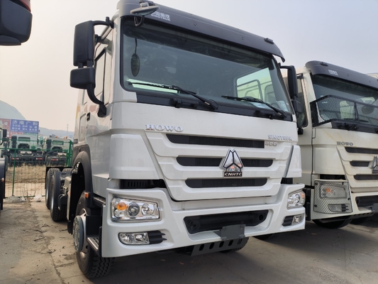6X4 Sinotruk HOWO 중량 트랙터 트럭 트레일러 헤드 Wd615.47 엔진 용량&gt; 8L