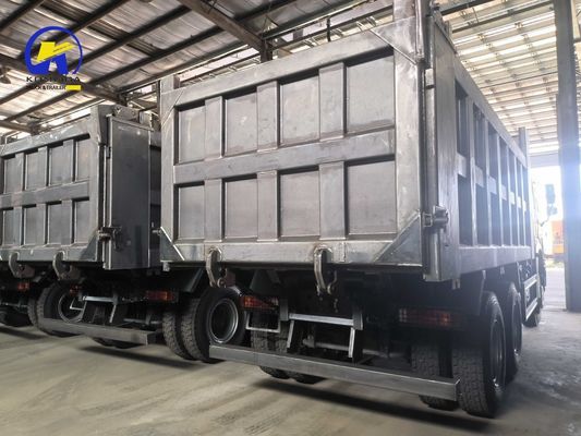 21-30t 부하 용량 8500*2500*3400mm Sinotruk HOWO 6X4 Afria용 덤퍼/티퍼 트럭
