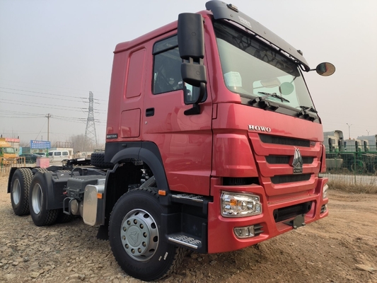 시노트루크 HOWO 6X4 트랙터 트럭 10 바퀴 트레일러 헤드 및 D12.42-20 엔진