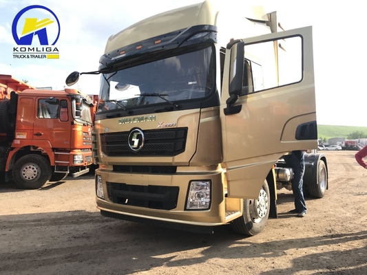 샤크맨 4X2 6륜 290HP 340HP 380HP 트럭 헤드 Hw76 캐비인 및 21-30t의 부하 용량
