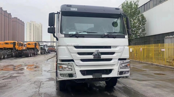 사용 된 370-440HP 10 바퀴 6X4 티퍼 트럭 Hw19710 변속기와 2 세트의 뒷축