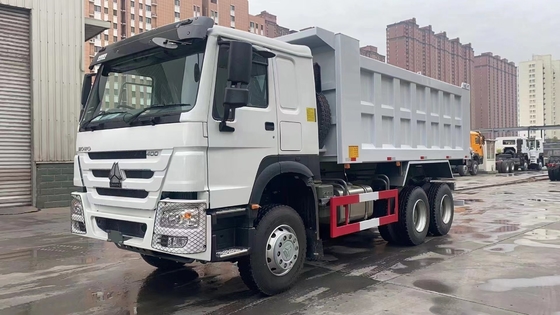 사용 된 370-440HP 10 바퀴 6X4 티퍼 트럭 Hw19710 변속기와 2 세트의 뒷축