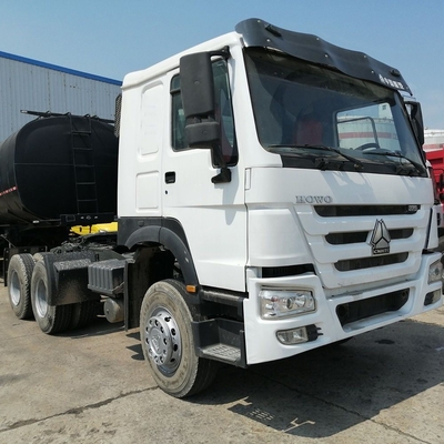 사용 된 Sinotruk HOWO 6X4 10바퀴 375HP 흰색 트랙터 트럭 머리