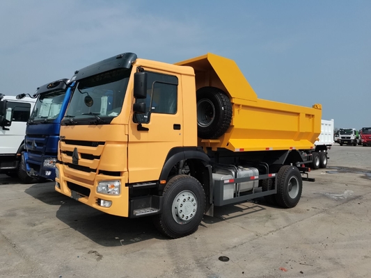 시노트루크 HOWO 4X4 광산 덤프 트럭 중공용 건설용 바퀴에 있는 미니 덤퍼