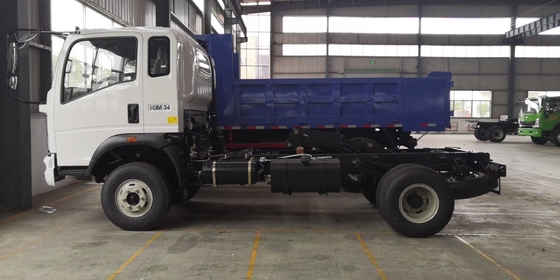 1-10 톤 로딩 무게 Sinotruk HOWO 5t 4X2 고객 요구 사항에 대한 덤프 트럭 라이트