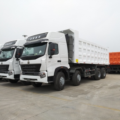 DOT 인증 사용된 Sinotruk HOWO 8X4 티퍼 덤퍼 트럭 Wd61547.D12.42 엔진