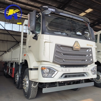 튜브리스 타이어 디자인 Sinotruk HOWO 8X4 Wly6t46 변속기와 함께 중량 화물 트럭