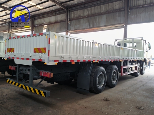 튜브리스 타이어 디자인 Sinotruk HOWO 8X4 Wly6t46 변속기와 함께 중량 화물 트럭