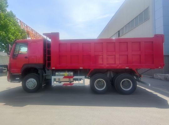 25-30톤 용량 디젤 시노트럭 HOWO 371HP/420HP 10 휠 6X4 팅퍼 사용 된 덤프 트럭