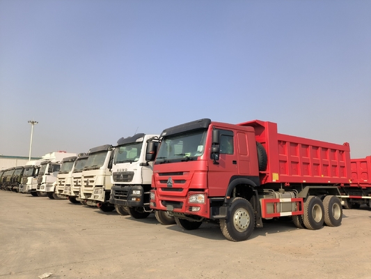 25-30톤 용량 디젤 시노트럭 HOWO 371HP/420HP 10 휠 6X4 팅퍼 사용 된 덤프 트럭