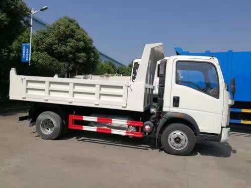 120HP 2-10톤 트럭 유로 2 HOWO 가벼운 트럭 4X2 Yn4102qbzl 엔진 모델