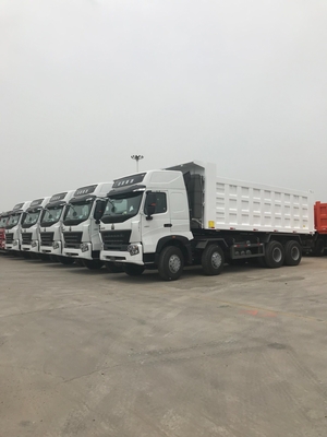 사용자 정의 12 바퀴 중량 사용 된 Sinotruk 덤프 트럭 8X4 DOT 인증