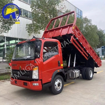 4X2 5 톤 Sinotruk HOWO 튜브리스 타이어 디자인 5995x2350x2620mm