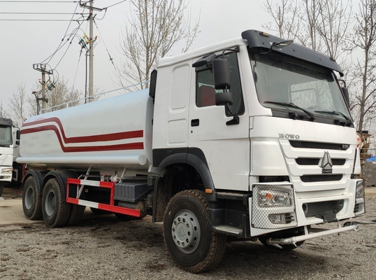 30T 유료 화물 사용 물 트럭 탱크 시노트럭 HOWO 6X4 10 바퀴 375HP 20000 리터