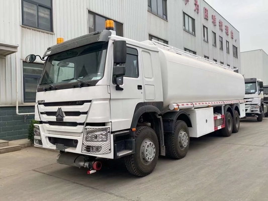시노트럭 12바퀴 HOWO 8X4 40000리터 연료 탱크 트럭 21-30t 용량