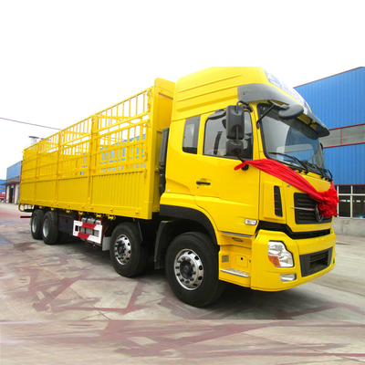 ZF8118 스티어링 및 사용 된 6X4 40tons 중량 부하 상자 전기 화물 트럭 일본 당신을 위해