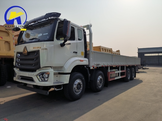 반사 타이어 Sinotruk HOWO 트럭 8X4 12 바퀴 20t 30t 화물 트럭 배달