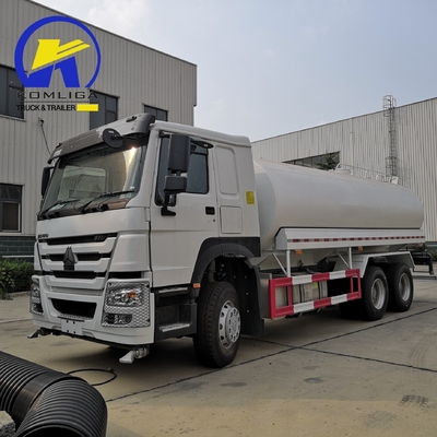 25cbm Sinotruk HOWO D12.42 엔진과 Pto 변속기와 함께 물 스프링클러 트럭