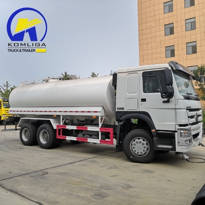25cbm Sinotruk HOWO D12.42 엔진과 Pto 변속기와 함께 물 스프링클러 트럭