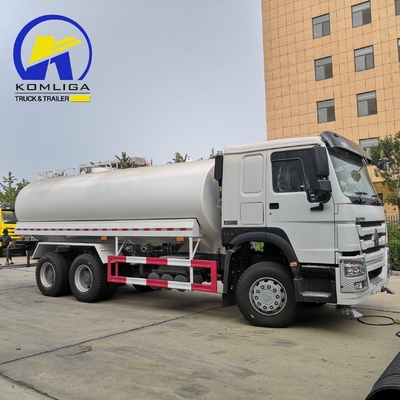 25cbm Sinotruk HOWO D12.42 엔진과 Pto 변속기와 함께 물 스프링클러 트럭