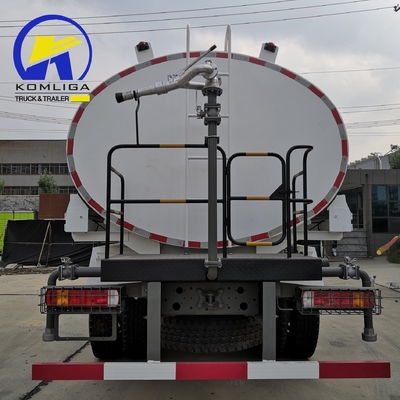 25cbm Sinotruk HOWO D12.42 엔진과 Pto 변속기와 함께 물 스프링클러 트럭